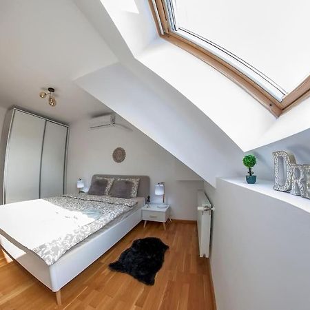 Bucharest Central C Apartment Buitenkant foto