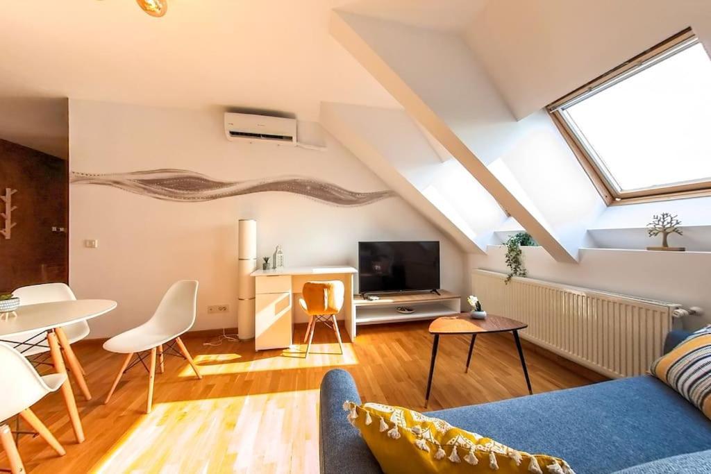 Bucharest Central C Apartment Buitenkant foto